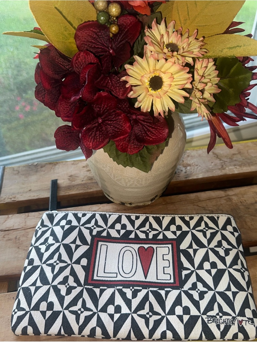 Brighton Fashionista Tom Clancy Love Clutch Pouch Black White Zipper -NWOT - Picture 3 of 10